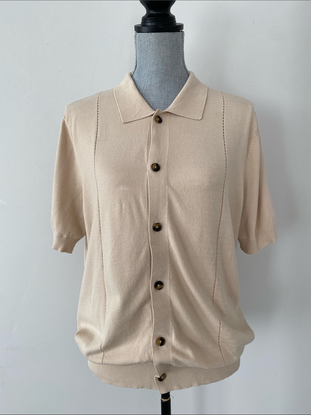 AIIZ Men's Short-Sleeve Button-Down Shirt in Beige Sz M Preppy Office Casual